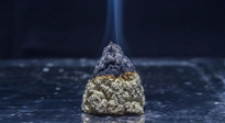 【艾草知識(shí)】灸完的艾灰千萬(wàn)別扔，它還有這些神奇功效！